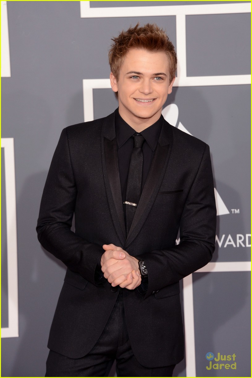 Hunter Hayes: Grammys 2013 | Photo 534413 - Photo Gallery | Just Jared Jr.