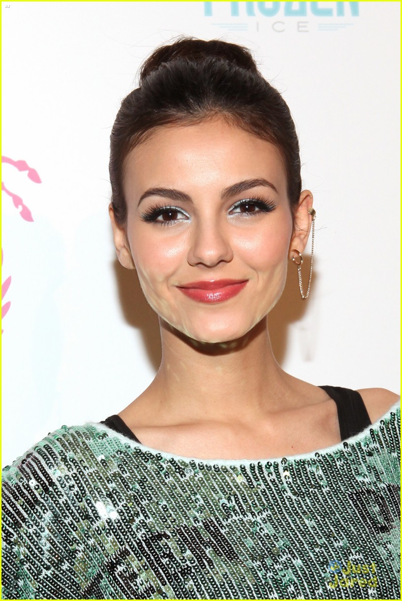 Victoria Justice Wildfox Presentation Pretty Photo 532448 Photo Gallery Just Jared Jr