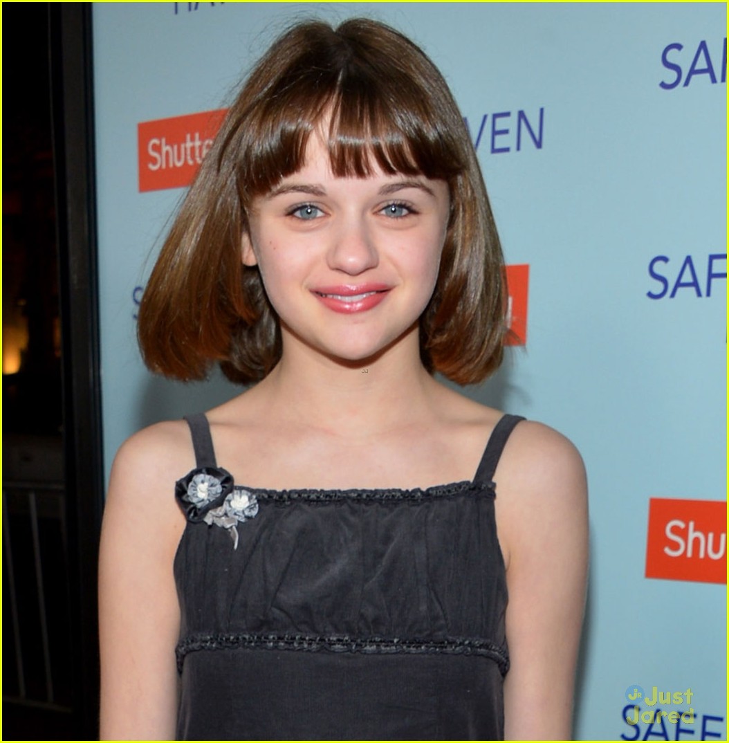 Full Sized Photo of joey king safe haven premiere 02 Joey King 'Safe