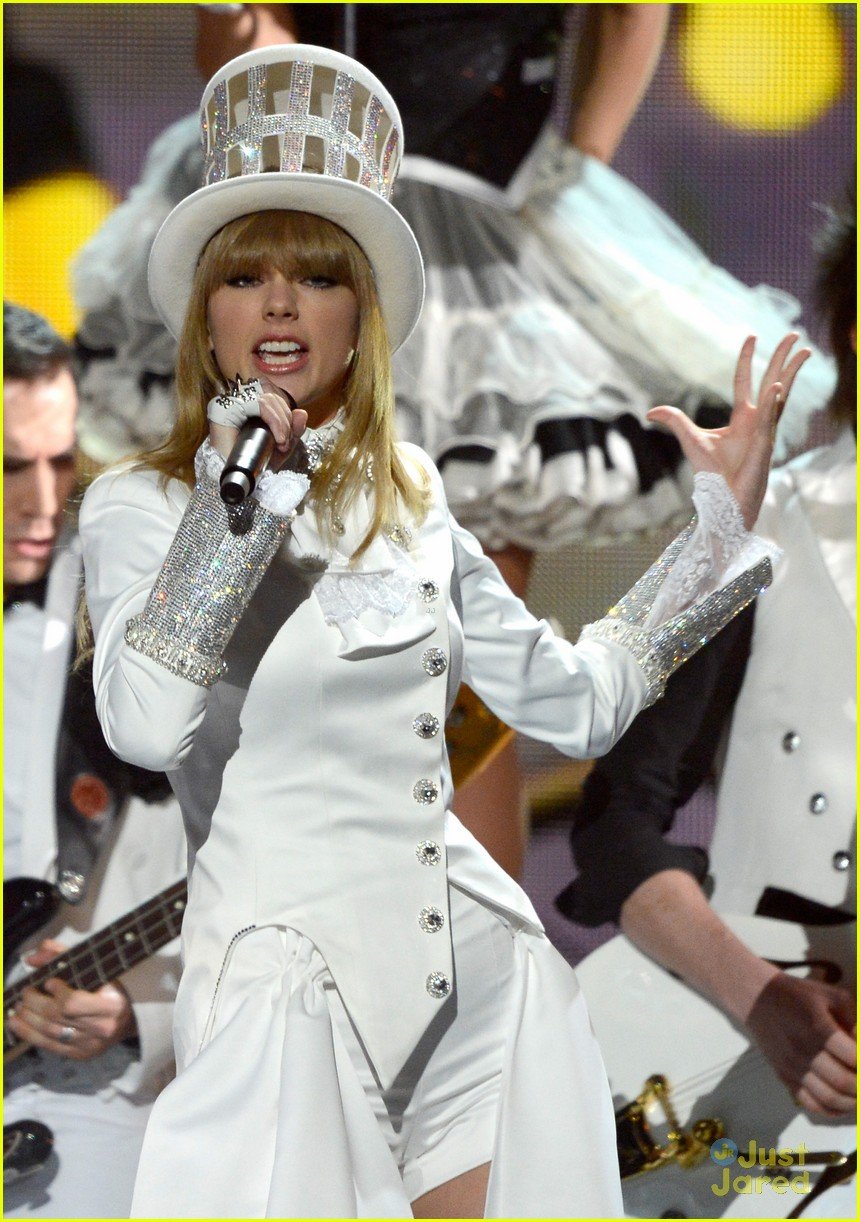 Taylor Swift Grammys 2013 Performance Watch Now! Photo 534314
