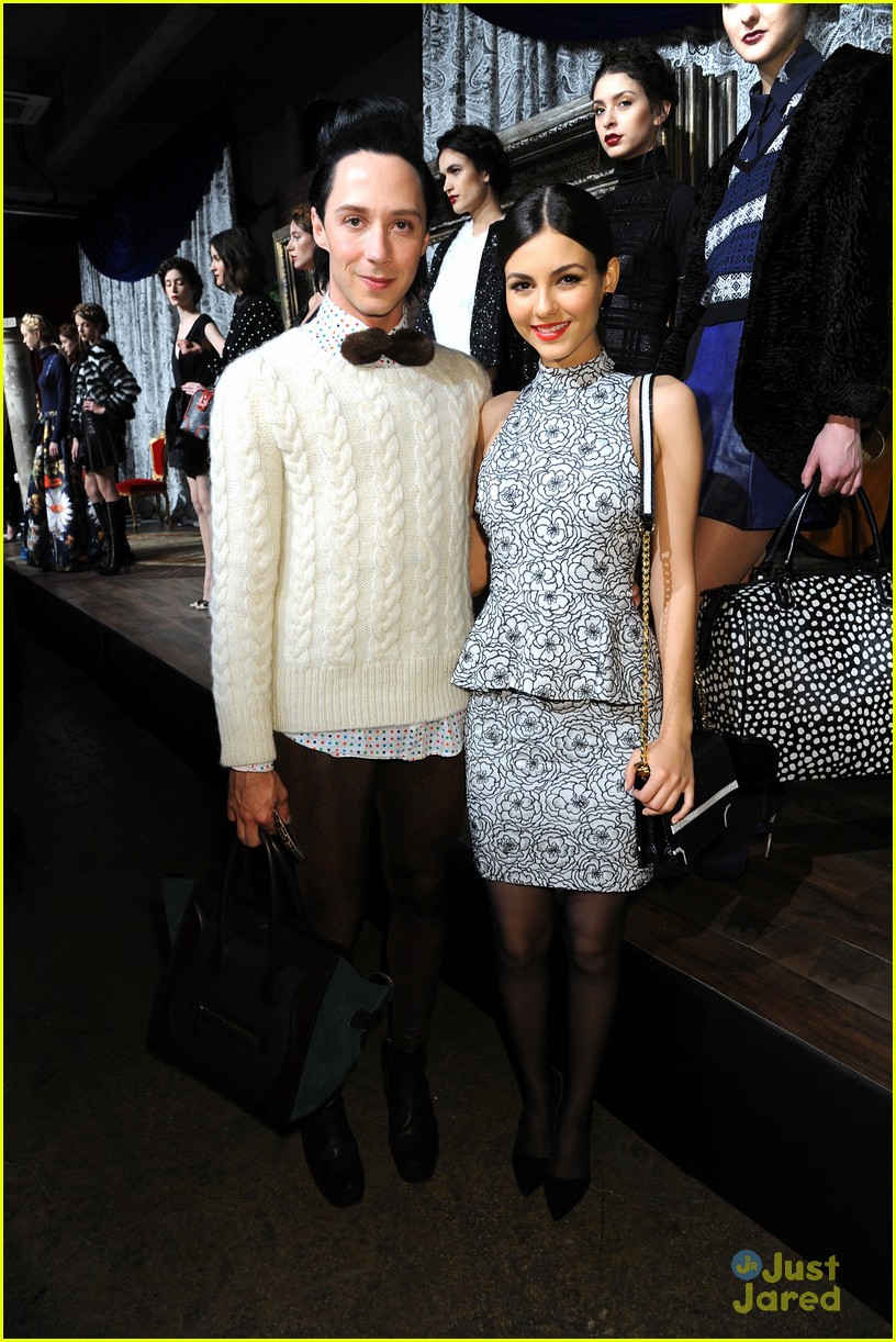 Victoria Justice: Alice + Olivia Fashion Presentation | Photo 535320 ...