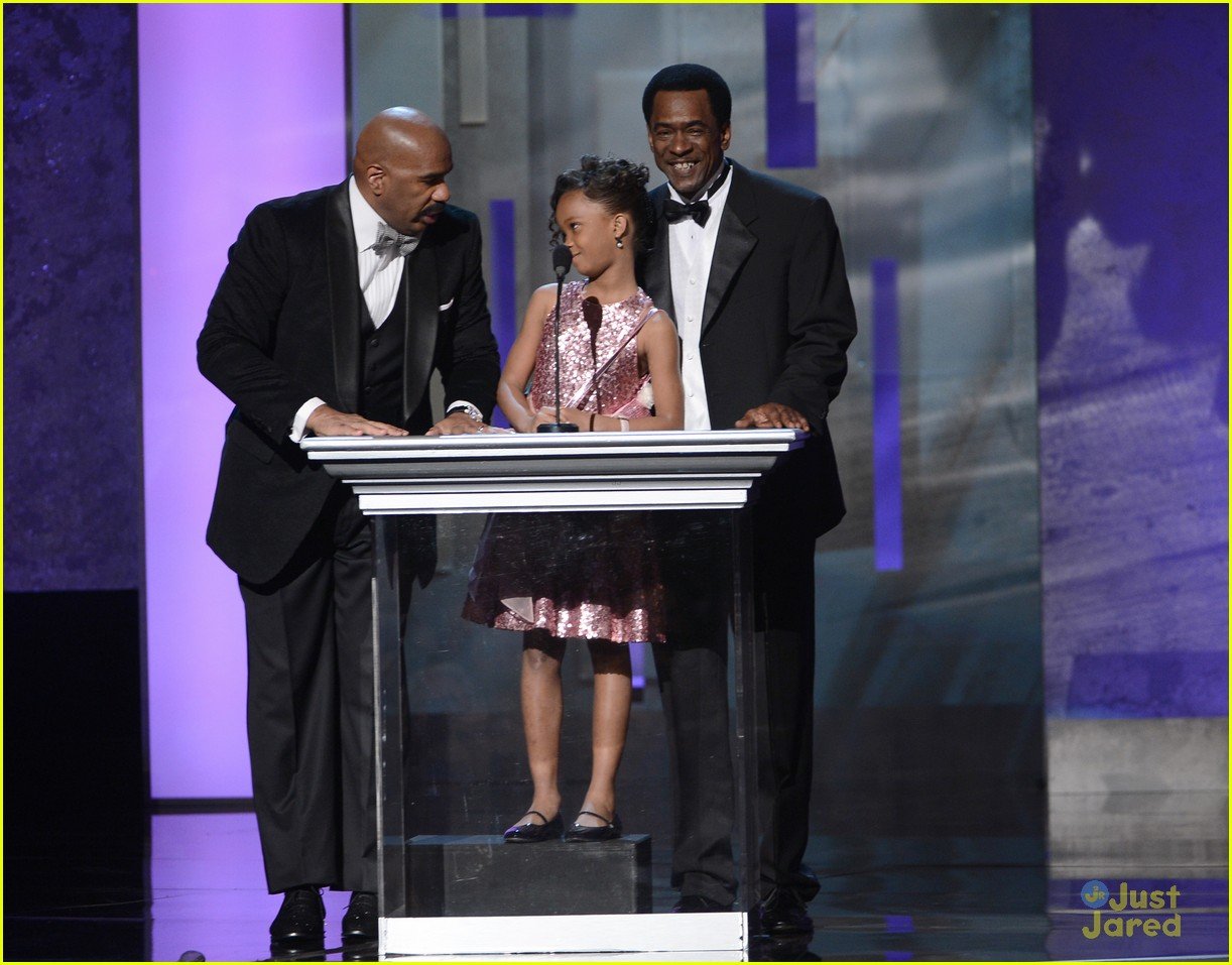 Quvenzhane Wallis: DGA & NAACP Image Awards 2013 | Photo 530300 - Photo