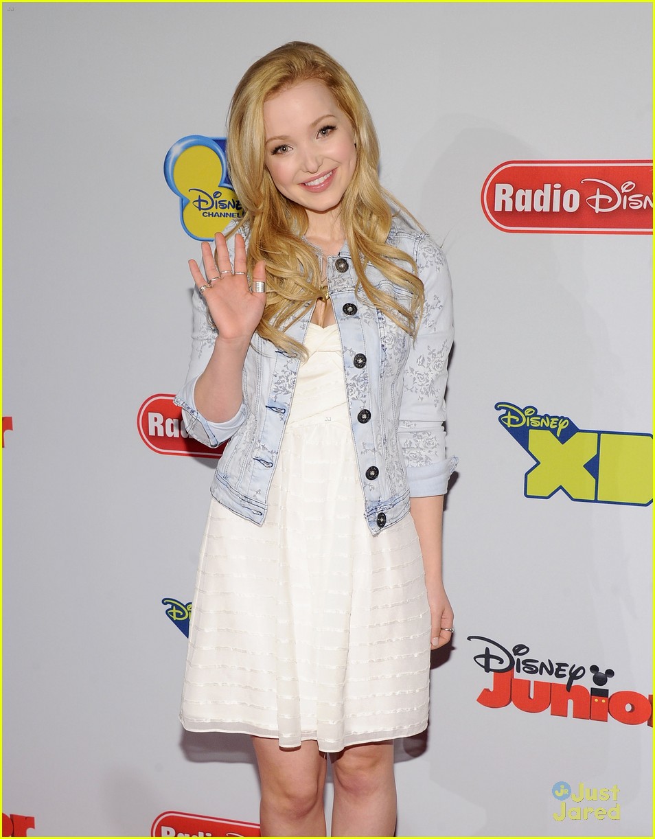 Full Sized Photo of dove cameron chloe halle bailey disney upfront 07 ...