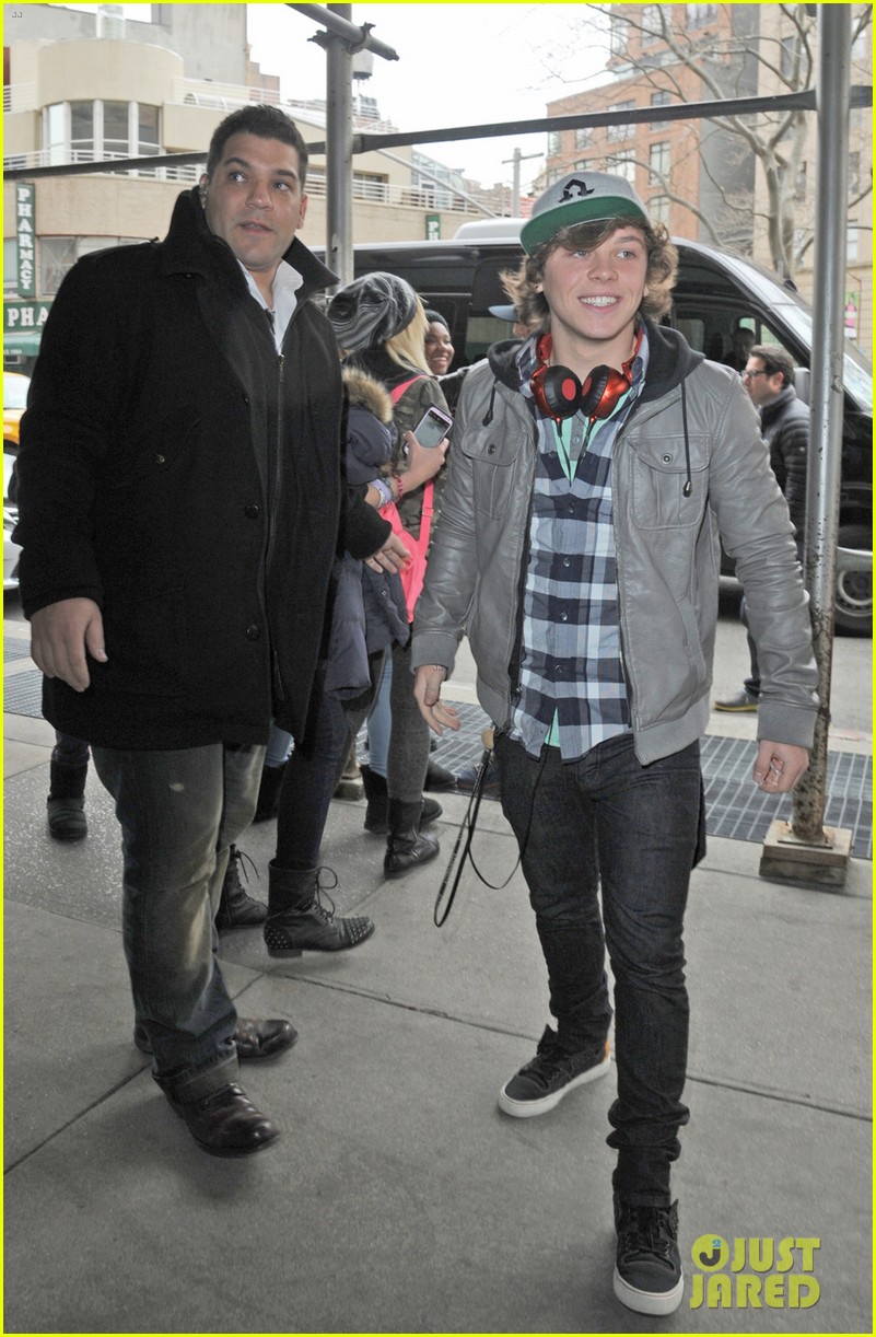 Full Sized Photo Of Emblem3 Kisses From Fans 03 