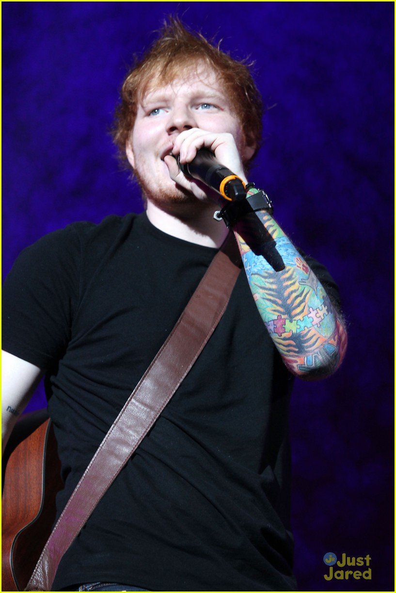 Full Sized Photo of ed sheeran nj concert pics 27 Ed Sheeran NJ