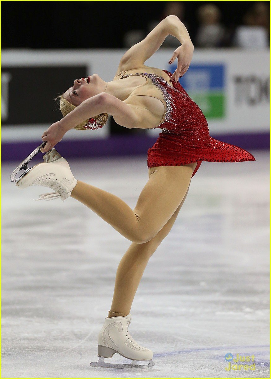 Gracie Gold & Ashley Wagner: Ladie's Short Program at Skating World ...