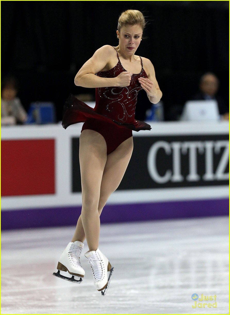 Gracie Gold & Ashley Wagner: Ladie's Short Program at Skating World ...