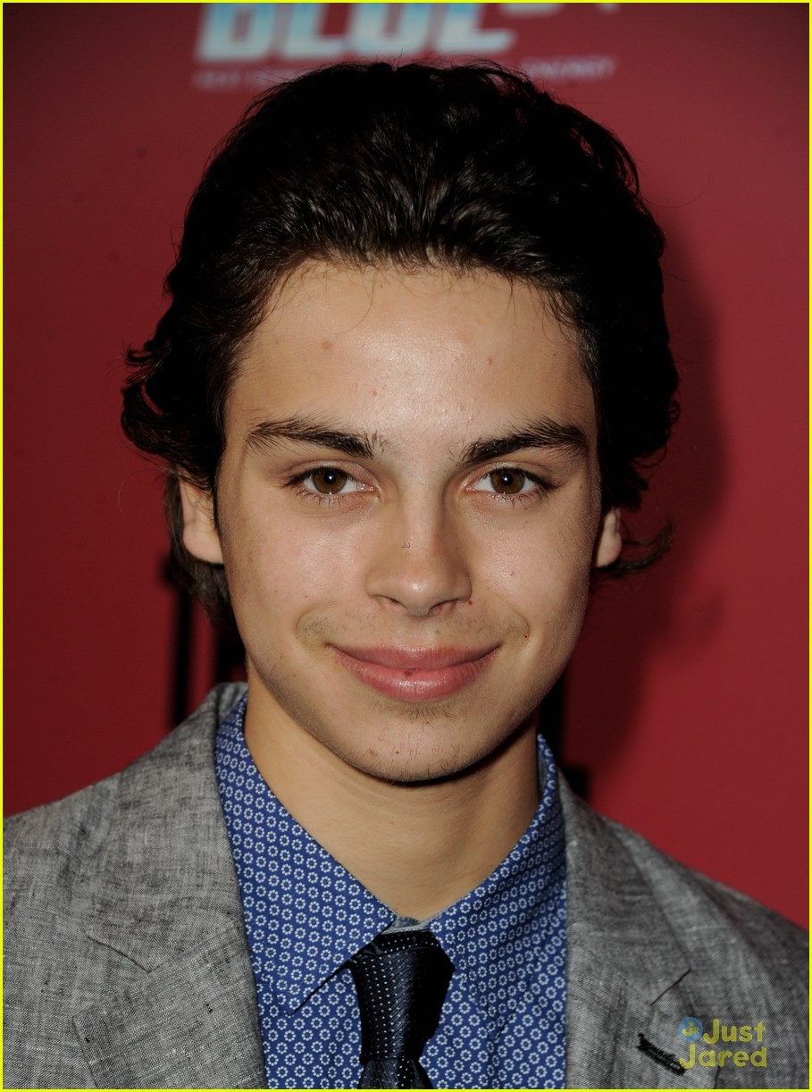 Jake T. Austin: 'The Call' Red Carpet Premiere | Photo 543153 - Photo ...