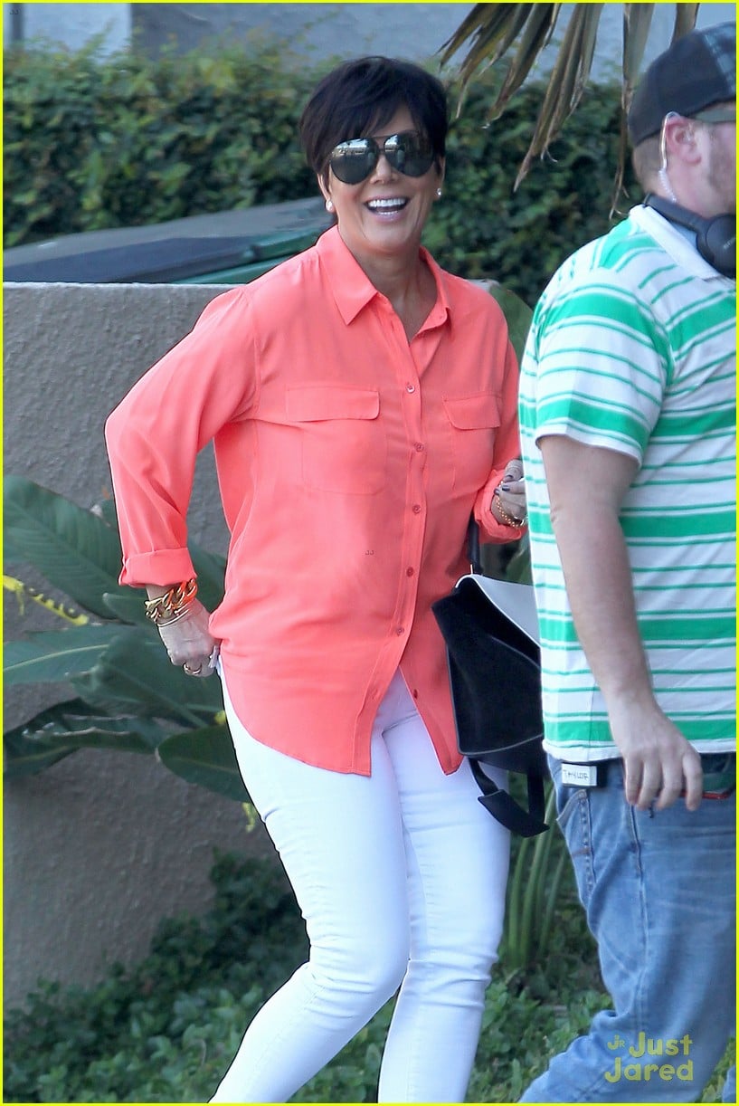 Kylie Jenner: Ice Cream Stop with Mom Kris!: Photo 544345