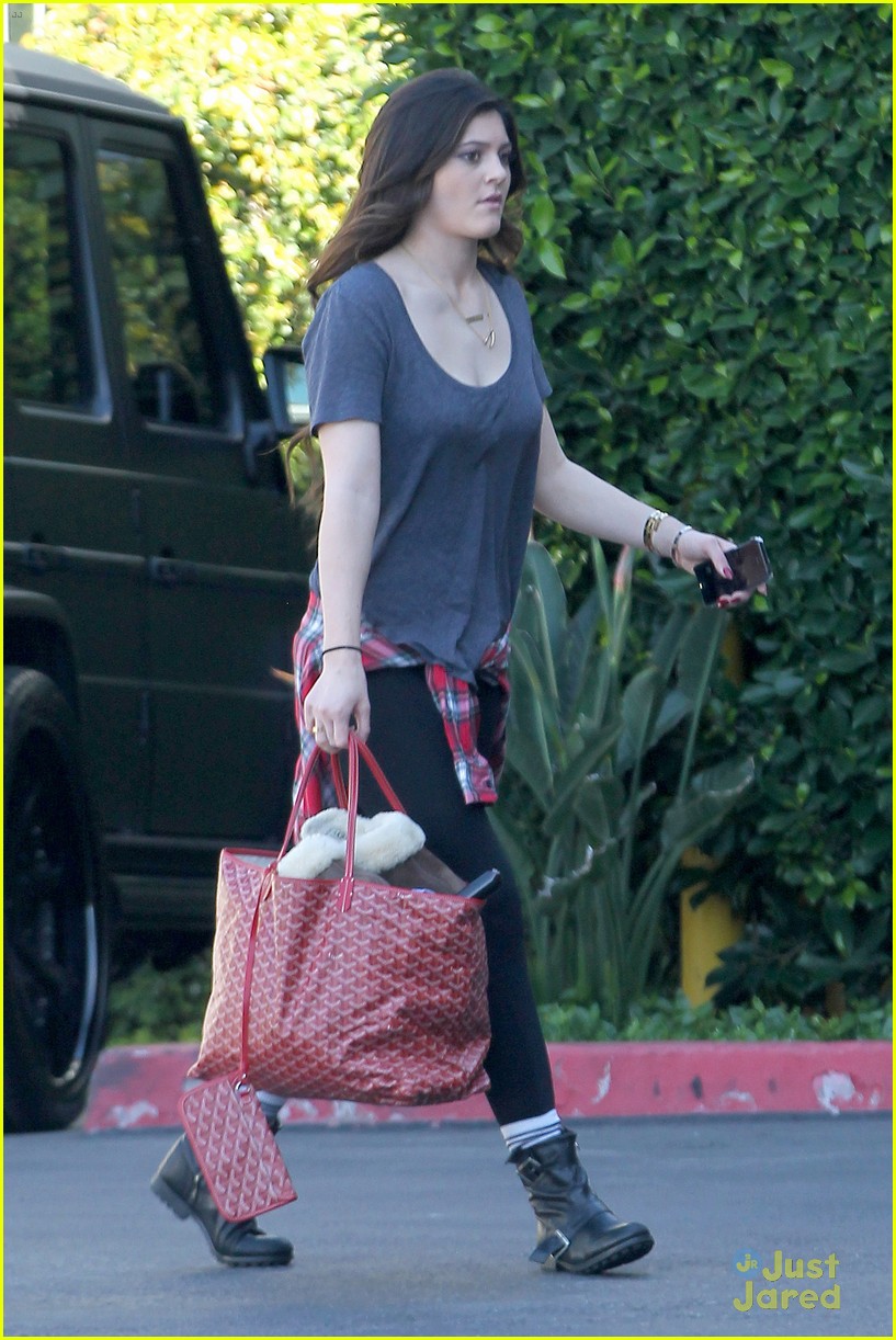 Kylie Jenner: Ice Cream Stop with Mom Kris!: Photo 544341