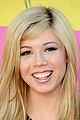 jennette mccurdy kids choice awards 2013 red carpet 04
