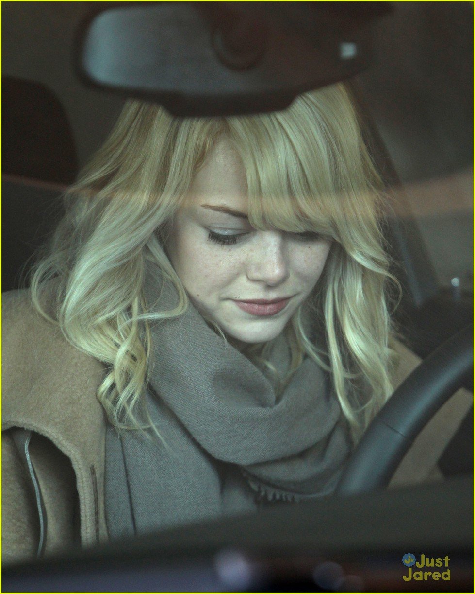 Emma Stone: Gas Station Stop | Photo 548028 - Photo Gallery | Just ...