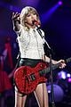 taylor swift drive by train red tour video 13