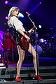 taylor swift drive by train red tour video 14