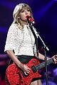 taylor swift drive by train red tour video 16