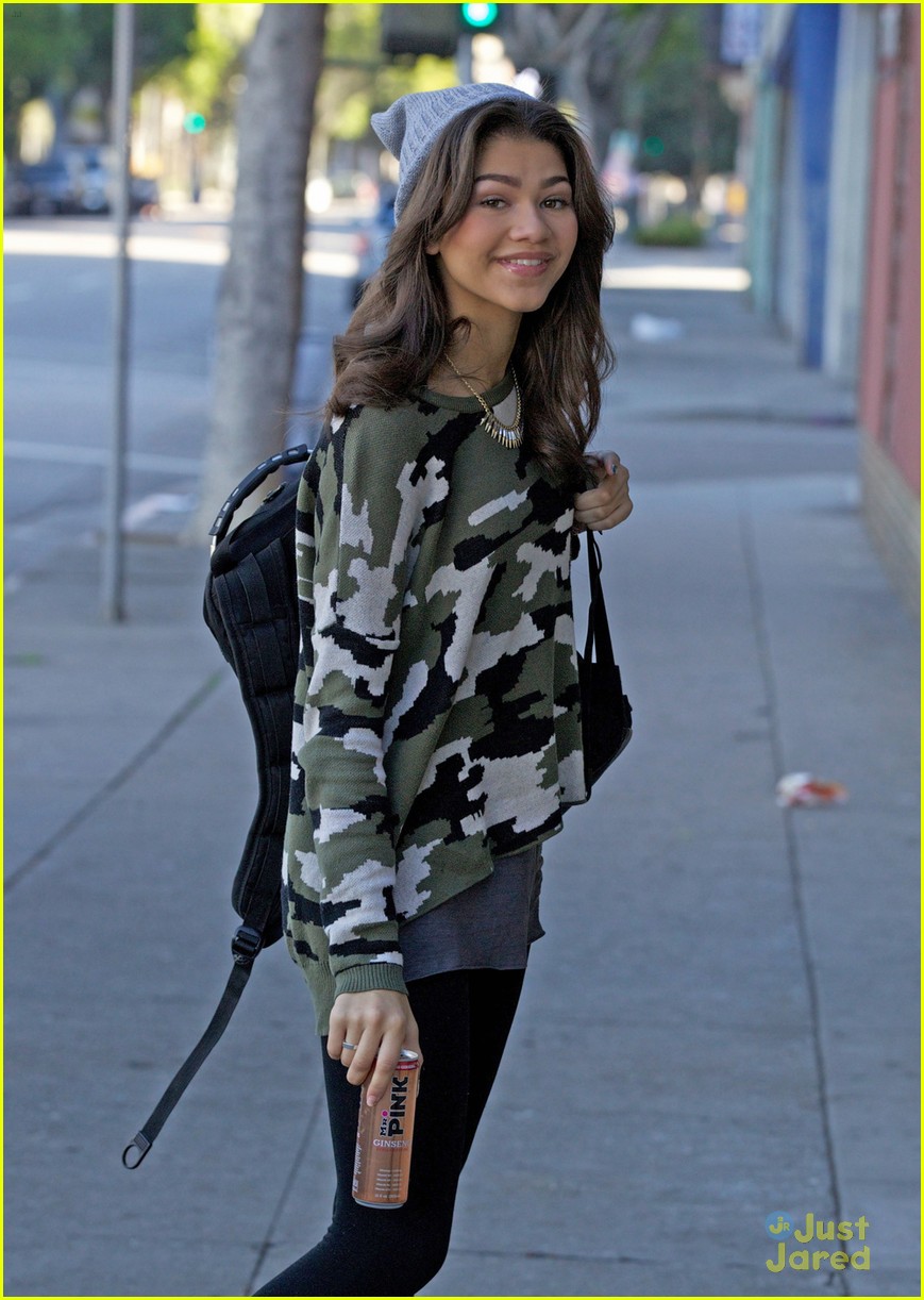 Zendaya's Camo Jacket and Sneakers Look for Less - The Budget Babe