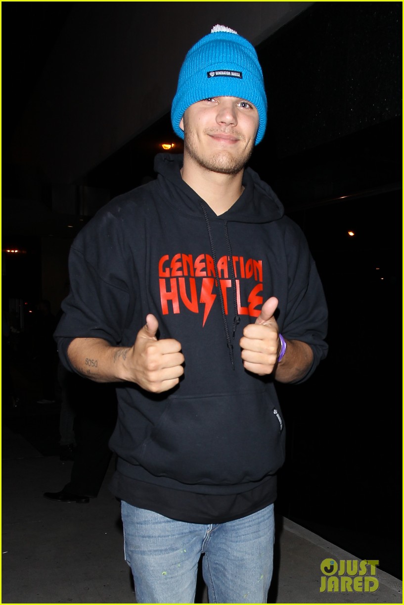 Chris Zylka: Bootsy Bellows Fellow | Photo 542380 - Photo Gallery