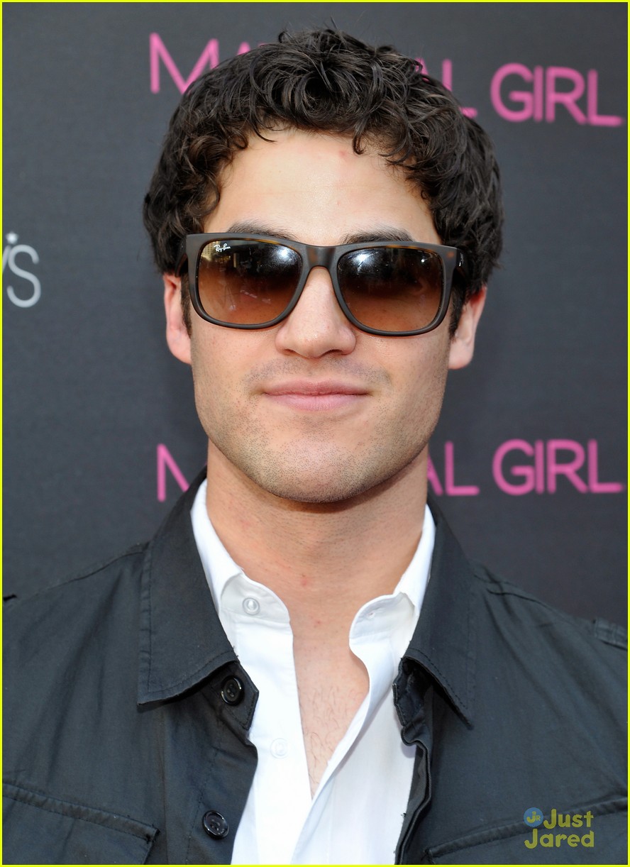 Darren Criss Material Girl PopUp Exhibit Photo 555845 Photo
