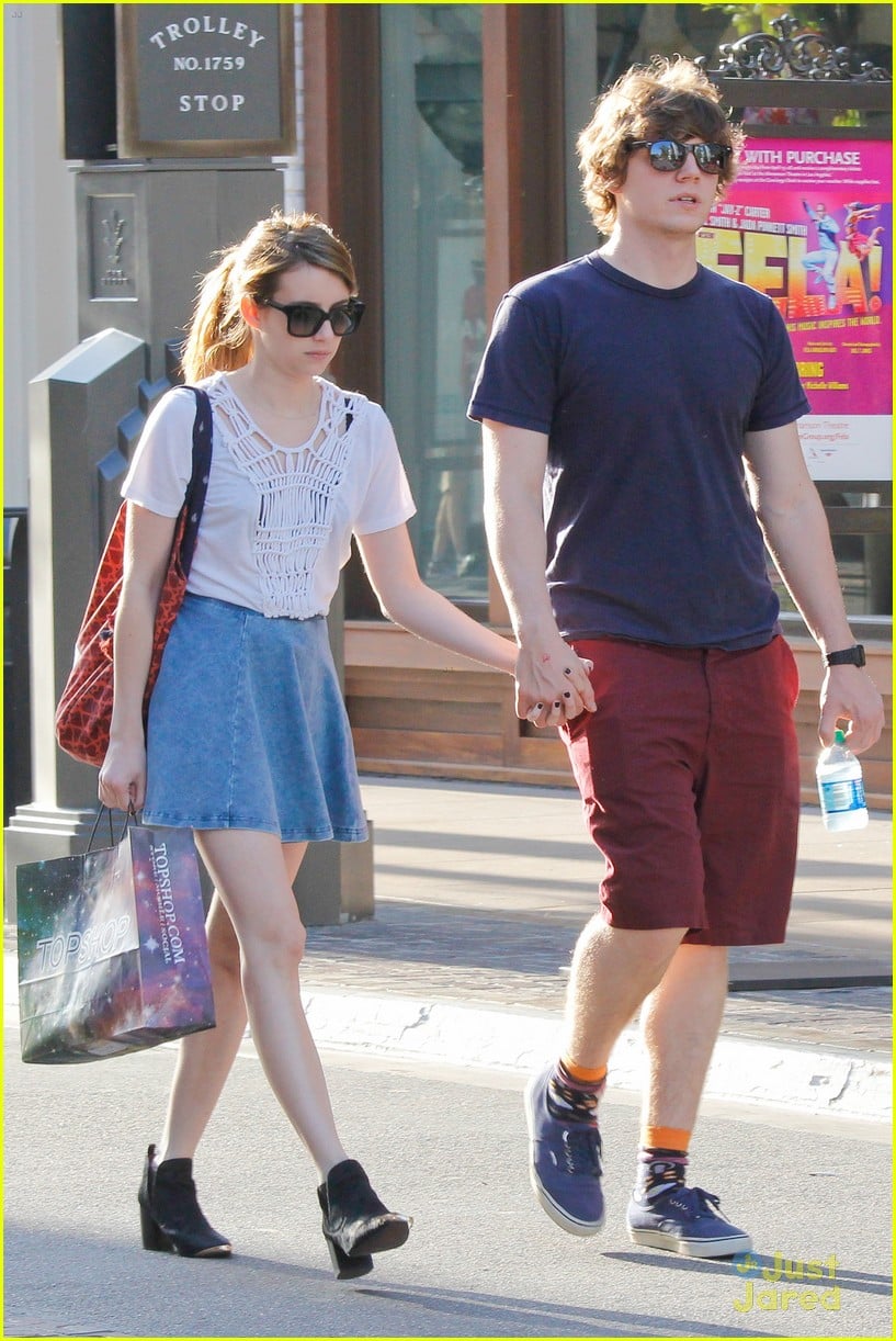 Emma Roberts & Evan Peters: Sprinkles Sweeties | Photo 557029 - Photo