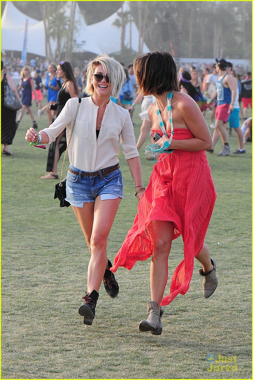 Julianne Hough: Last Day at Coachella | Photo 553022 - Photo Gallery