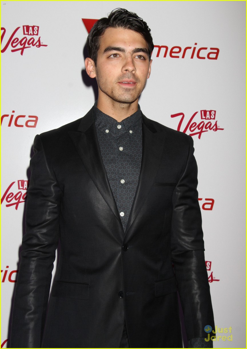 Full Sized Photo of joe jonas virgin america launch party 06 | Joe ...