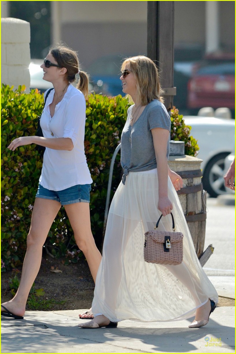 jennifer lawrence sunday brunch 02