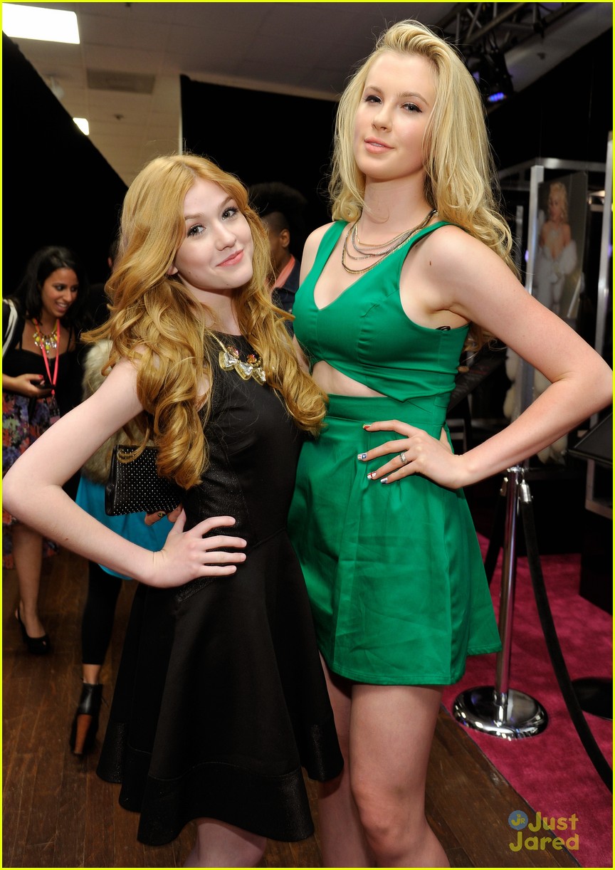 Katherine McNamara: Material Girl Pop-Up Pretty | Photo 555854 - Photo