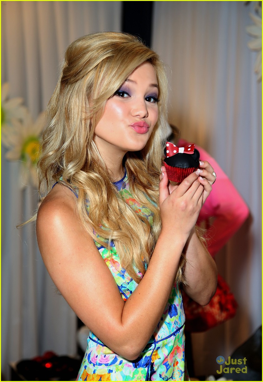 Olivia Holt: Radio Disney Music Awards 2013 Winner! | Photo 556326