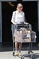 taylor swift grocery stop 09
