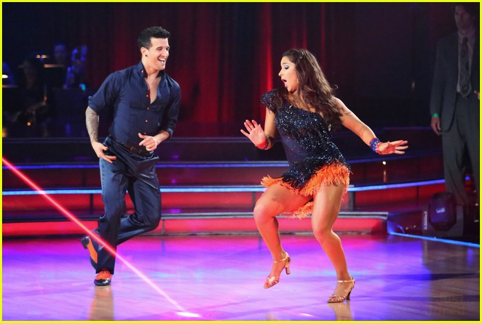 Zendaya & Aly Raisman: Safe Again on 'Dancing With The Stars'! | Photo ...