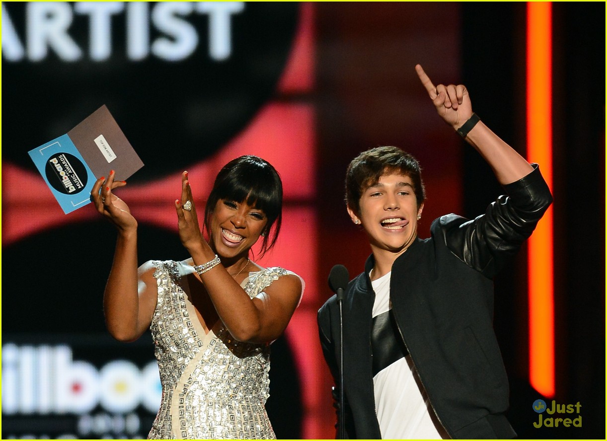 Austin Mahone Billboard Music Awards 2013 Photo 562938 Photo