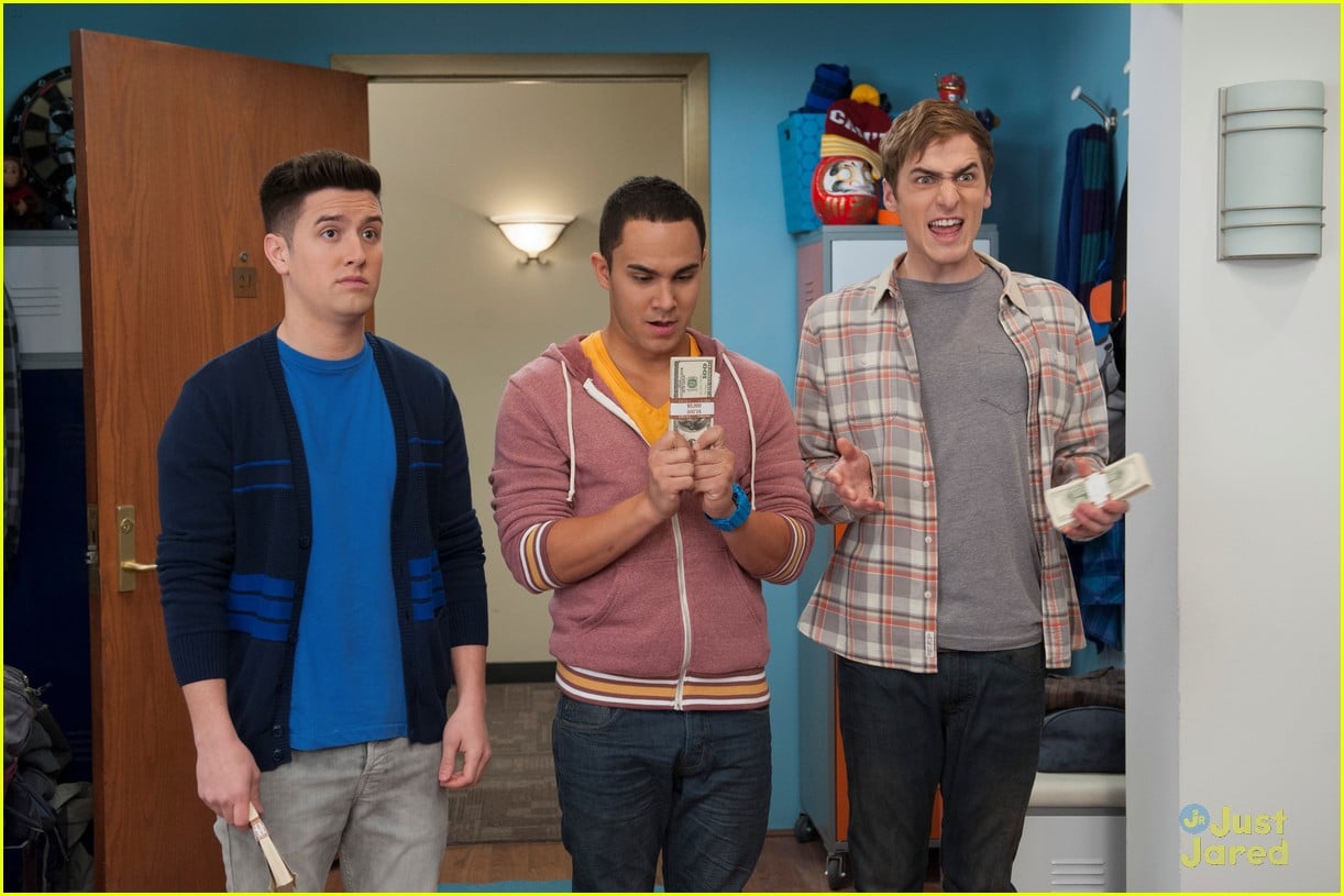 Big Time Rush Get a 'Big Time Bonus' | Photo 563755 - Photo Gallery ...