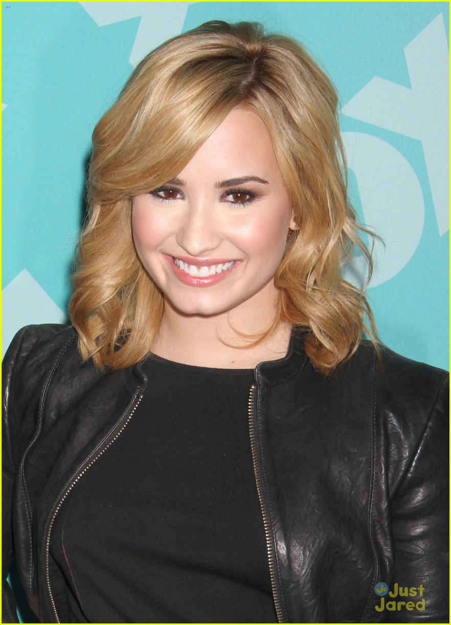 Demi Lovato: Fox Upfronts 2013 & Topshop Event | Photo 560752 - Photo ...