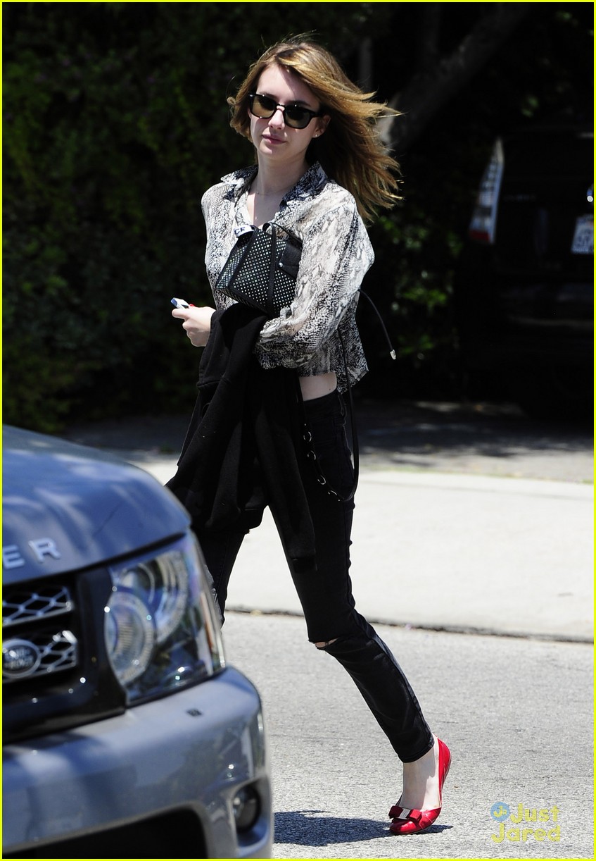 Full Sized Photo of emma roberts salon experience 03 | Emma Roberts: 'I