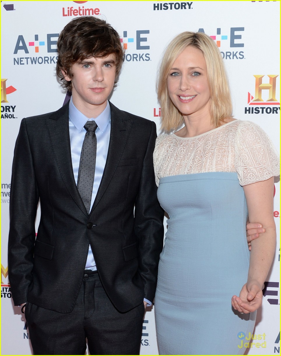 Freddie Highmore: A&E Upfront Presentation | Photo 559552 - Photo ...