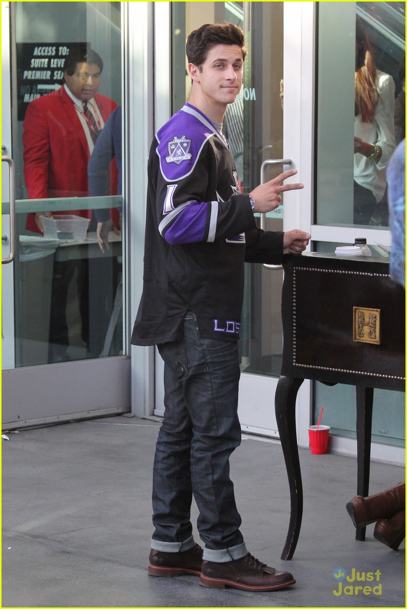 David Henrie Supports The L A Kings Photo 565071 Photo Gallery Just Jared Jr