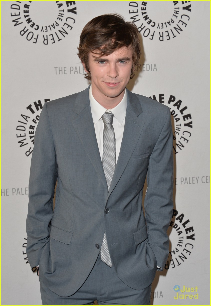 Freddie Highmore Bates Motel Paley Center Event Photo 560185 Photo Gallery Just Jared Jr 