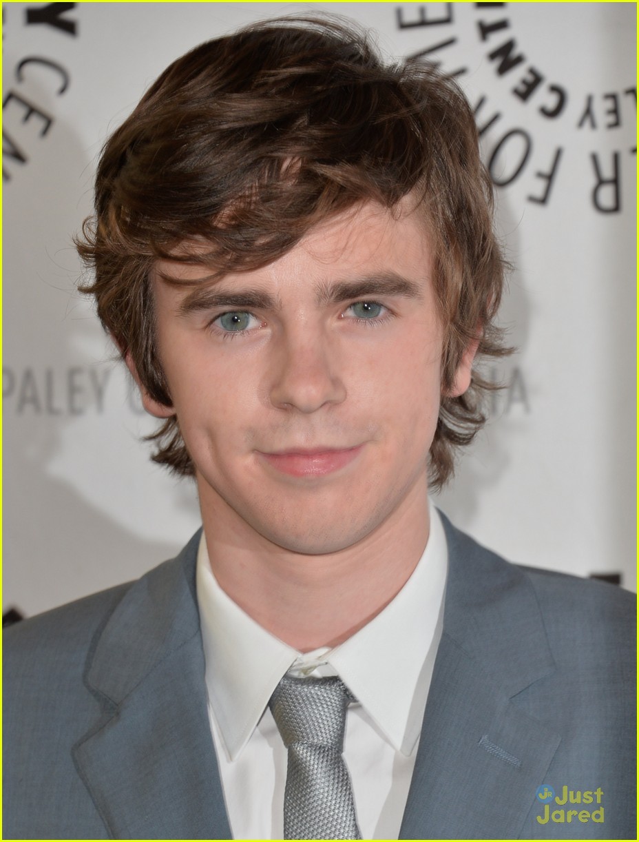 Freddie Highmore: 'Bates Motel' Paley Center Event | Photo 560189 ...