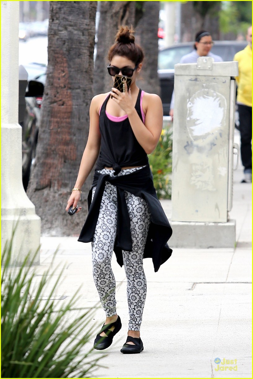 Vanessa Hudgens & Austin Butler: Separate L.A. Outings! | Photo 564346 ...