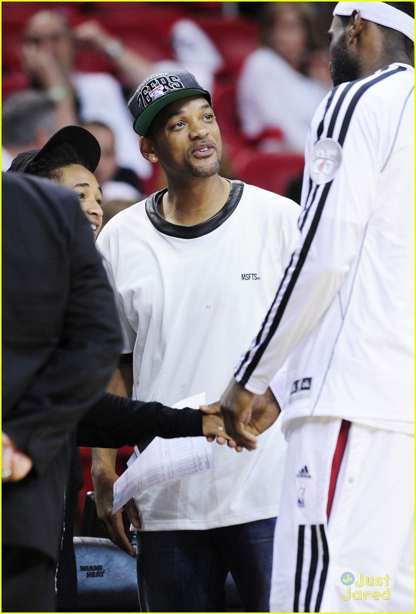 Full Sized Photo of jaden smith miami heat game with dad will 06 ...