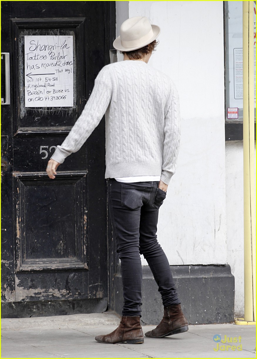 Harry Styles & Liam Payne: Out in East London: Photo 561513