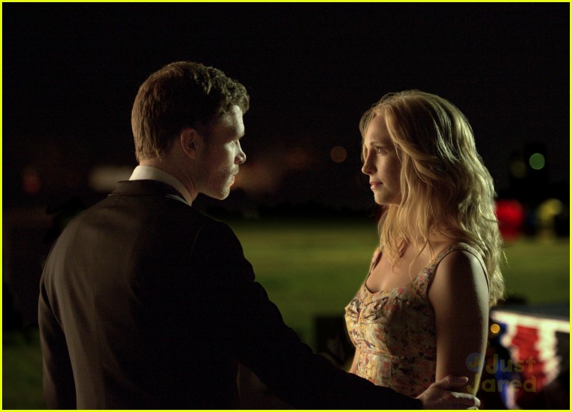 Full Sized Photo of the vampire diaries season 4 finale graduation