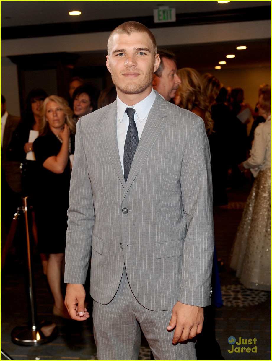 Full Sized Photo of chris zylka race erase ms gala 01 Chris Zylka