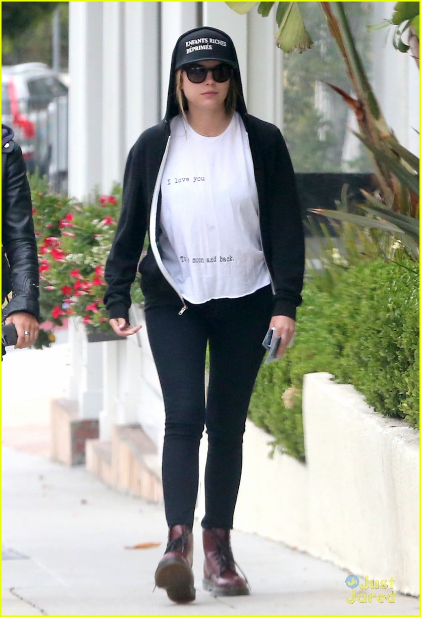 Ashley Benson: La Conversation Lunch | Photo 566619 - Photo Gallery