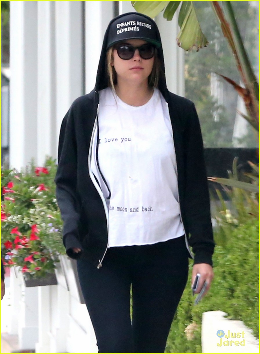 Ashley Benson: La Conversation Lunch | Photo 566620 - Photo Gallery