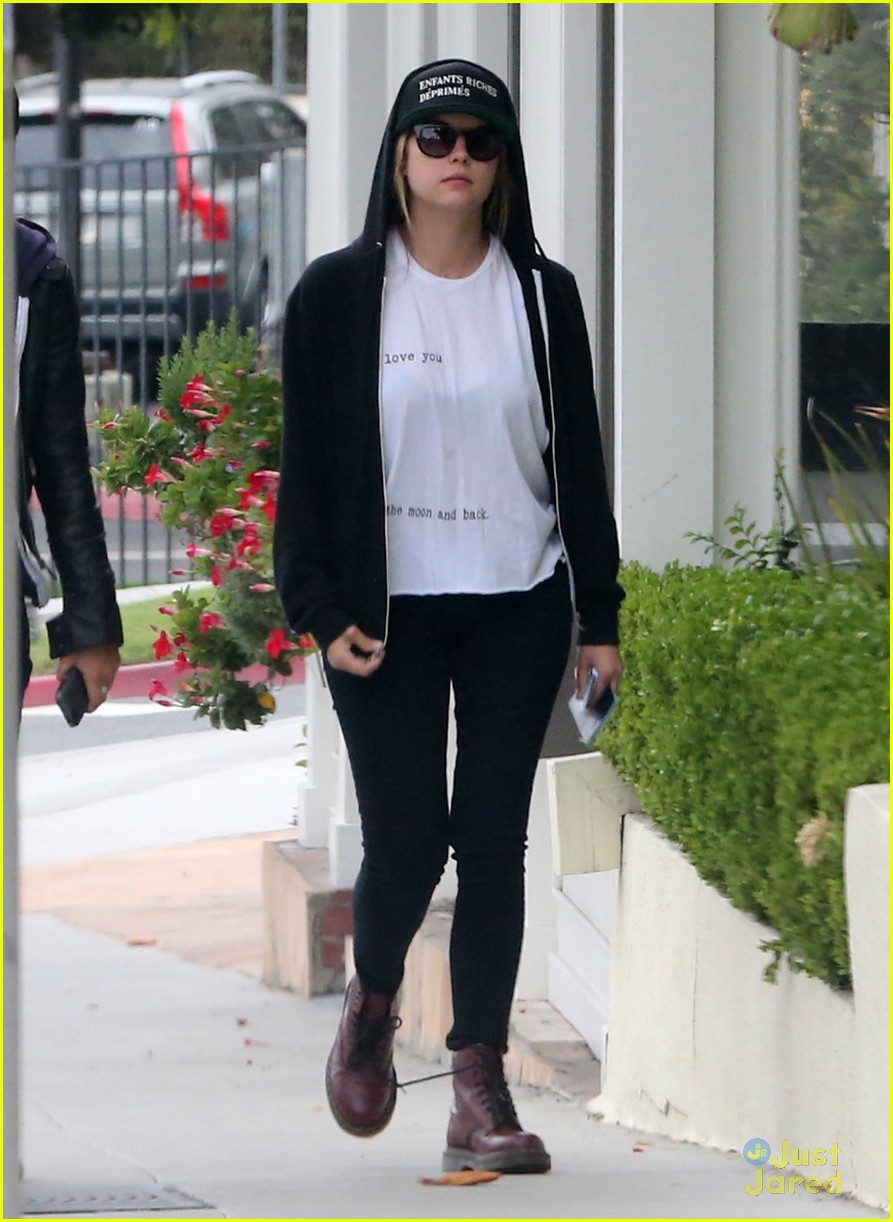 Ashley Benson: La Conversation Lunch | Photo 566624 - Photo Gallery