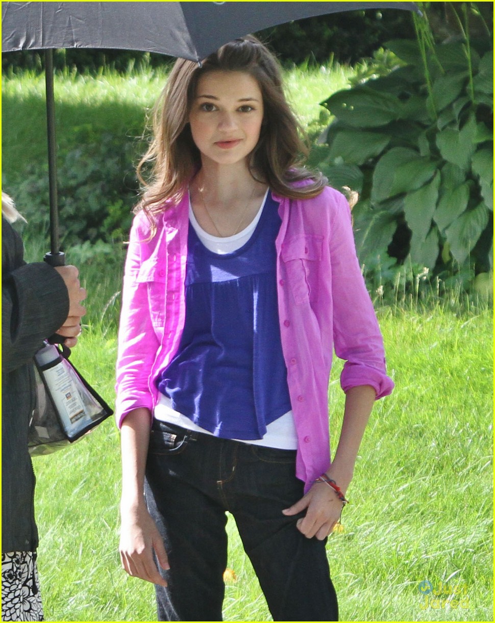 Ciara Bravo Jinxed Filming In Vancouver Photo 570053 Photo Gallery Just Jared Jr 2483