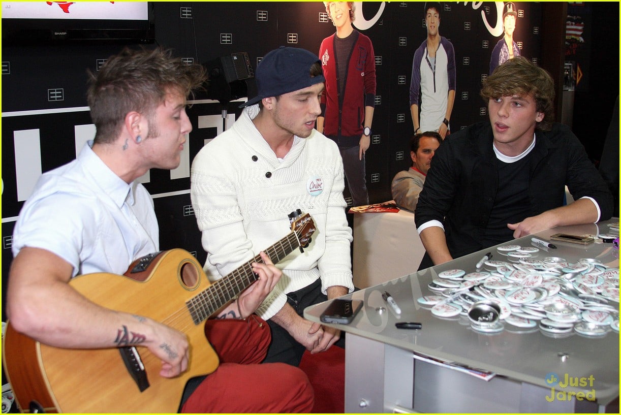 Emblem3: Licensing Expo Meet & Greet! | Photo 570254 - Photo Gallery ...