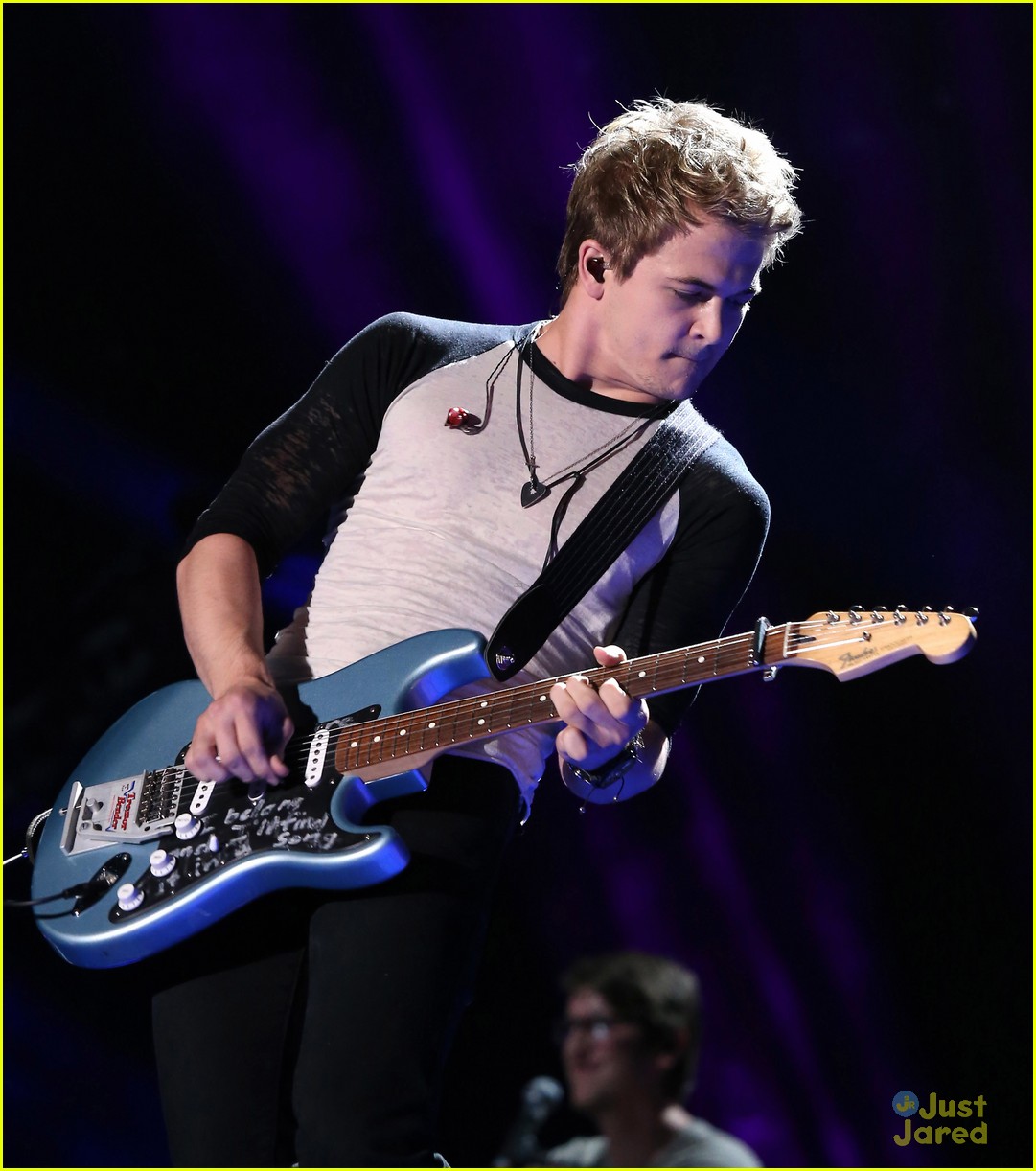 Full Sized Photo of hunter hayes cma music festival 06 | Hunter Hayes ...