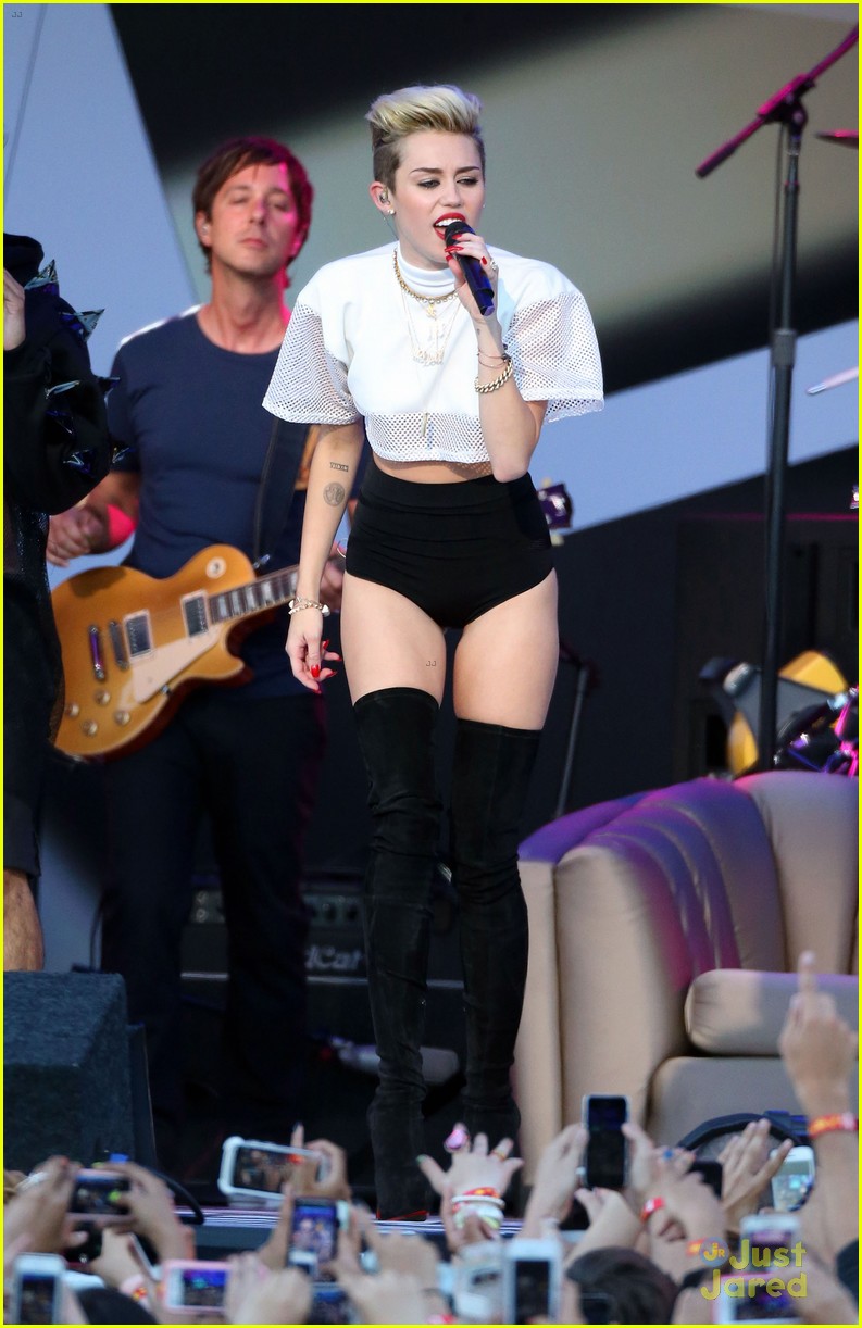 Miley Cyrus Jimmy Kimmel Live Performance Watch Now Photo 572439 Photo Gallery Just 8351